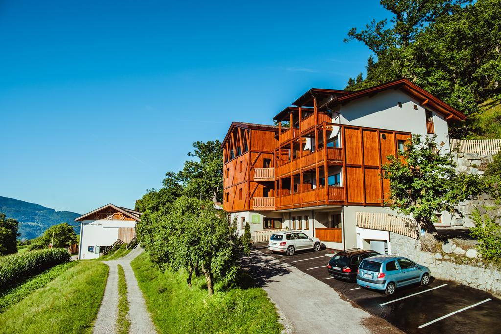 Gasthof Hotel Wöhrmaurer Velturno Exteriör bild
